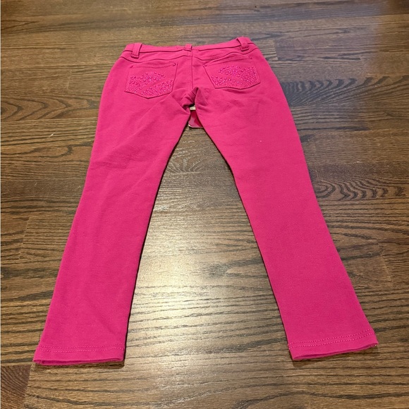Pink Jeans for Fashionable Looks - Picture 2 of 4